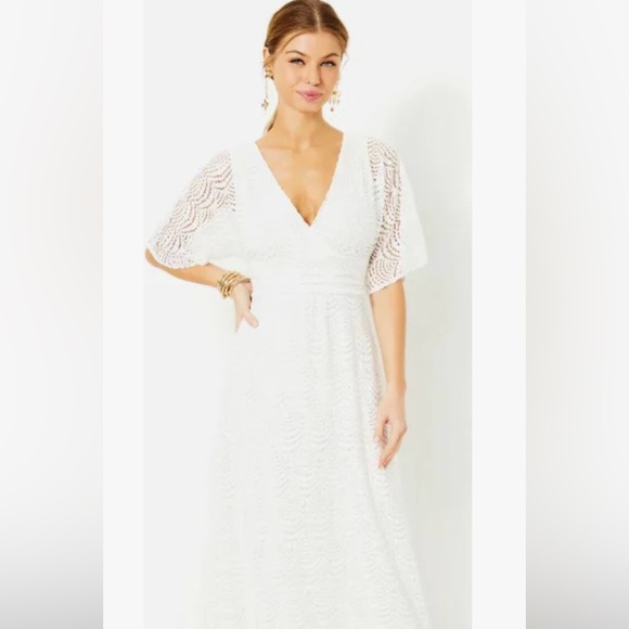 Lilly Pulitzer Dresses & Skirts - NWT Lilly Pulitzer Parigi white lace maxi dress M